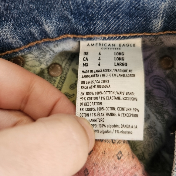 American Eagle Outfitters 90s Boyfriend Comfort Strerch Waistband Distress Jeans - Picture 8 of 8